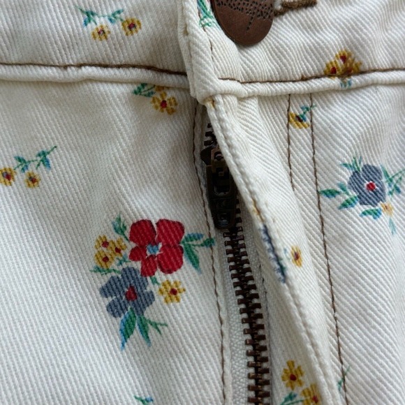 Billabong Cream Floral Straight Leg Jeans - Picture 5 of 16